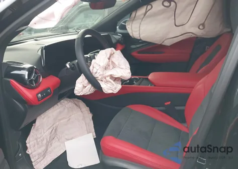 2024 Chevrolet Blazer Ev Eawd Rs from USA, damaged, VIN 3GNKDCRJ4RS279993